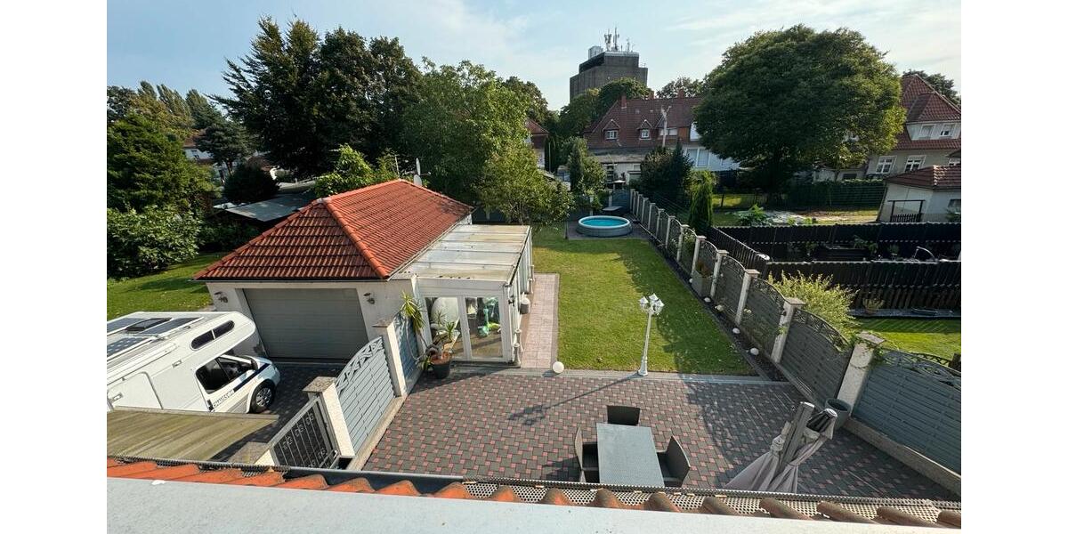 Verkauft wird eine Hälfte halbes Haus 5 zimmer