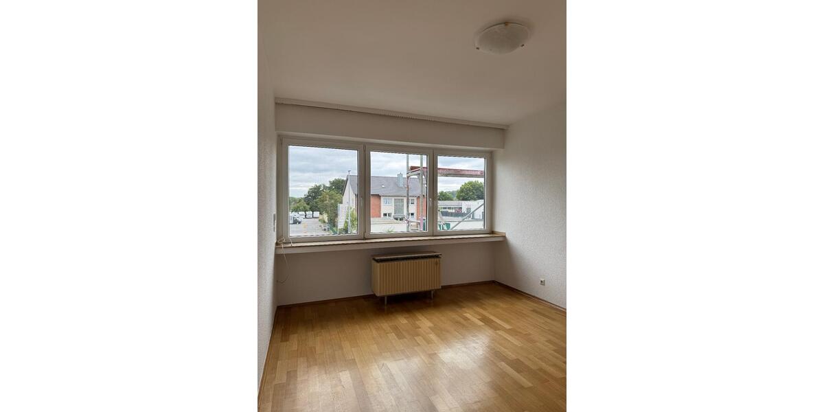 Helle Wohnung mit Balkon und Einbauküche in Mülheim a. d. Ruhr 2.5 zimmer