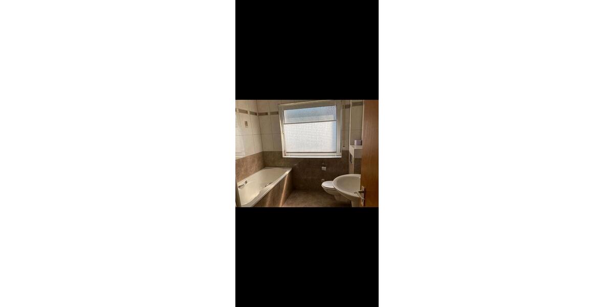 Erdgeschoßwohnung Mülheim an der Ruhr Menden-Holthausen - 3 Zimmer, 85 m&sup2;, 320.000&euro; | Angebot:27441717