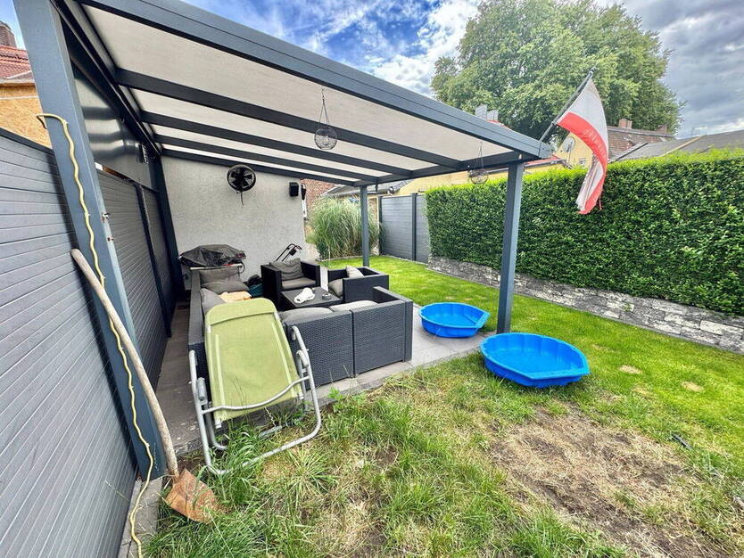 Gepflegte Doppelhaushälfte mit Garten und Terrasse in Duisburg-Neumühl