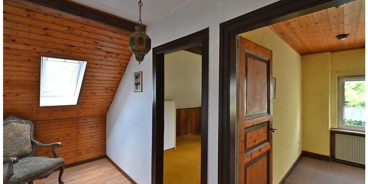 Once in a Lifetime! Freistehendes, kernsanierungsbedürftiges Jahrhundertwendehaus in Kettwig 6 zimmer