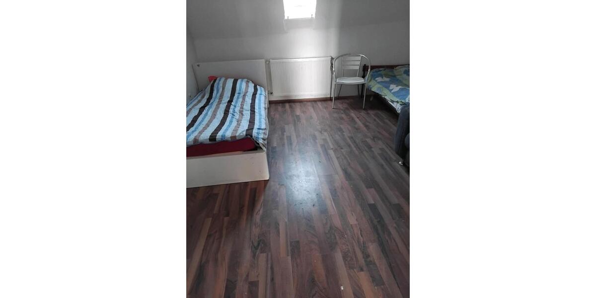 Dachgeschoßwohnung Bochum Bochum-Mitte - 4 Zimmer, 50 m&sup2;, 500&euro; | Angebot:26456101