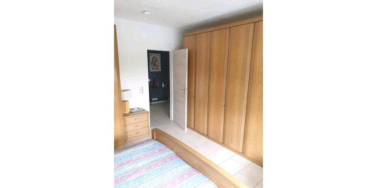 Erdgeschoßwohnung Moers - 3 Zimmer, 76 m&sup2;, 1.350&euro; | Angebot:26415660