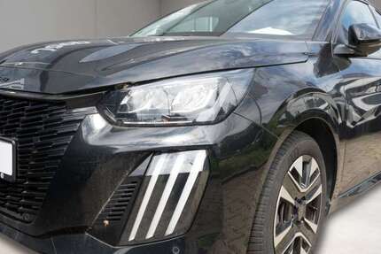 Peugeot 208 10.720 km 18.990 &euro; Herne 44625