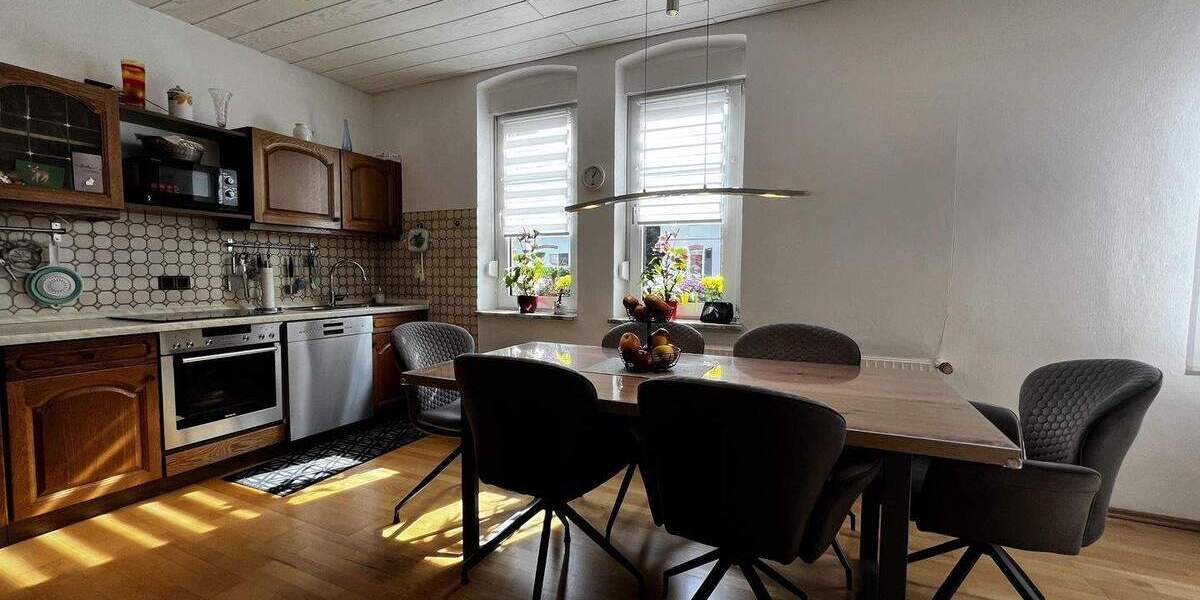 Charmantes Einfamilienhaus mit Kamin, Garten & Stellplätzen in Bochum 4 zimmer