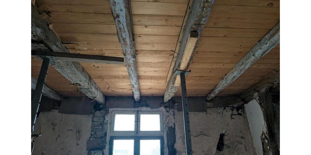 Fachwerkhaus, NICHT denkmalgeschützt! Sanierungsbedürftig 5 zimmer