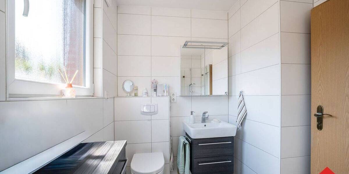 Gepflegtes Zweifamilienhaus mit Garage und schönem Grundstück - Mehrfamilienhaus, Wohnhaus Herne Holthausen | Angebot:26808480