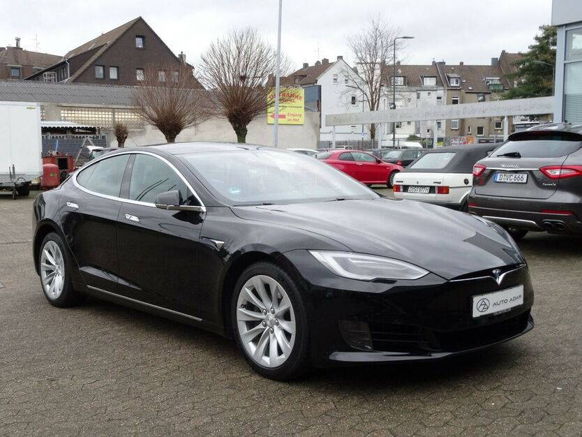Tesla Model S 98.577 km 41.900 € Düsseldorf 40229