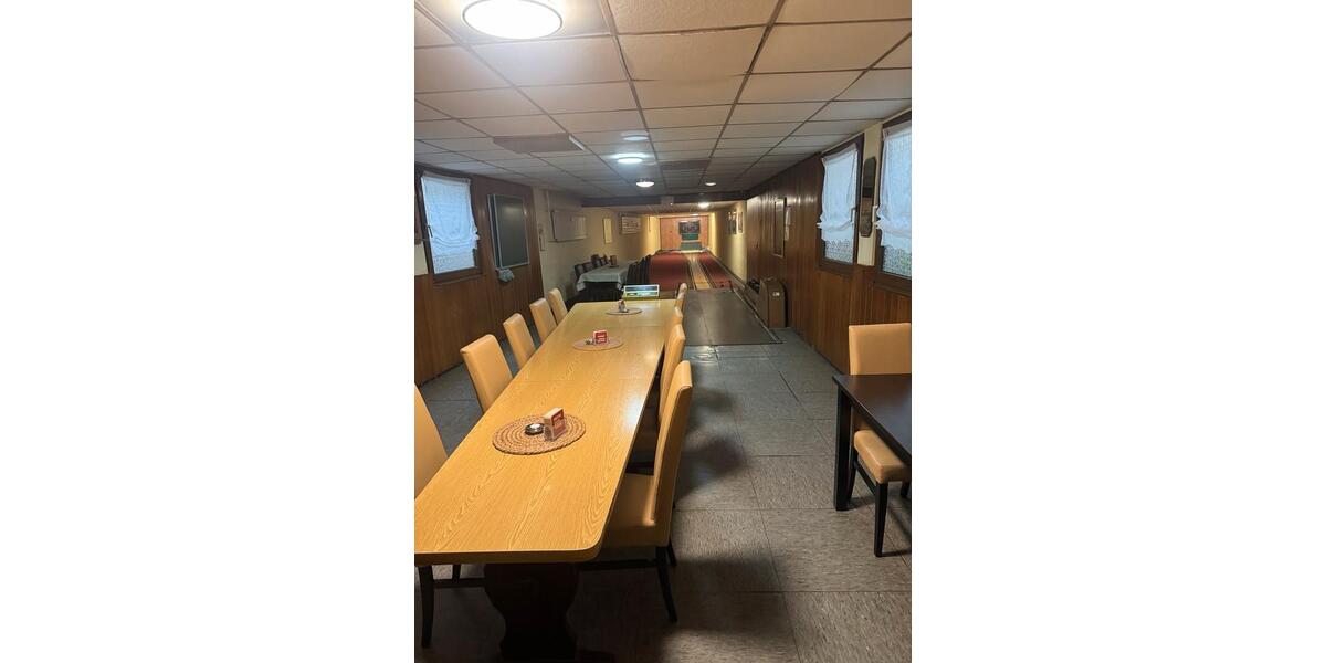 Zu Vermieten RestaurantLadenlokalPizzeriaImbissBäckerei zimmer