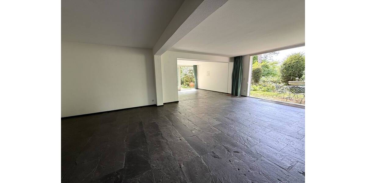 Bungalow Essen Holsterhausen - 1 Zimmer, 345 m&sup2;, 895.000&euro; | Angebot:26502556