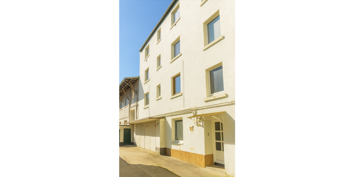 Einfamilienhaus Düsseldorf Pempelfort - 8 Zimmer, 200 m&sup2;, 720.000&euro; | Angebot:25310432