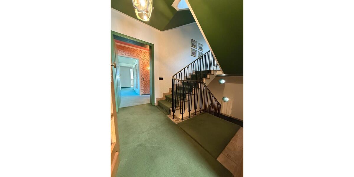 Einfamilienhaus Gladbeck - 7 Zimmer, 185 m&sup2;, 2.600&euro; | Angebot:26443116