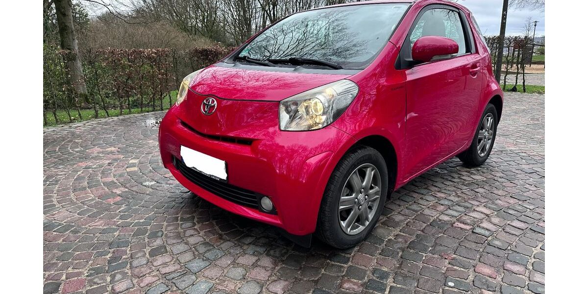 Toyota IQ 119.000 km 5.499 &euro; Wuppertal 42103