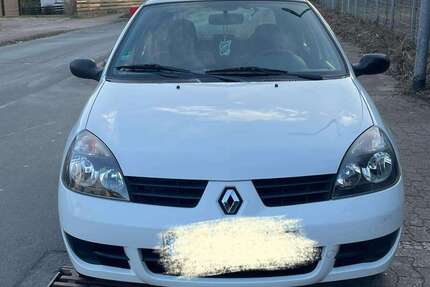 Renault Clio 140.000 km 2.000 &euro; Essen 45143