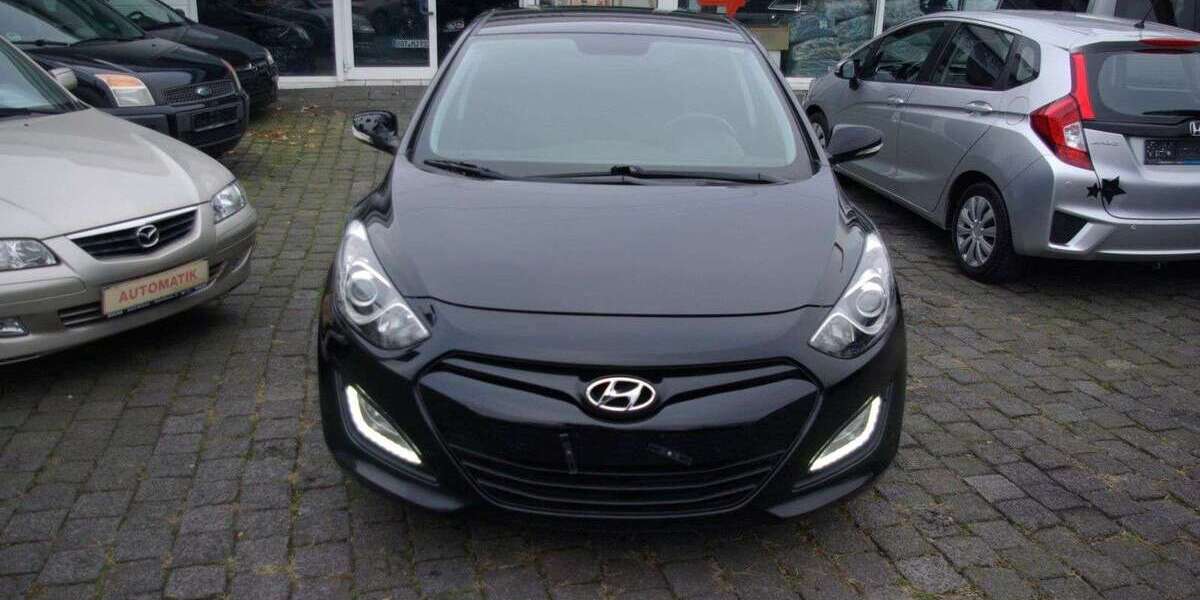 Hyundai i30 161.000 km 4.880 &euro; Bottrop 46242