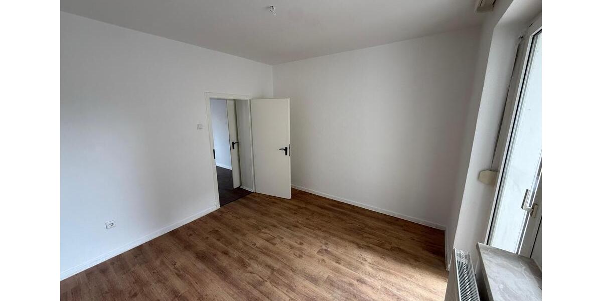 2,5 Zimmer Erdgeschoss Wohnung mit Privatem Garten in Top Lage! 2.5 zimmer