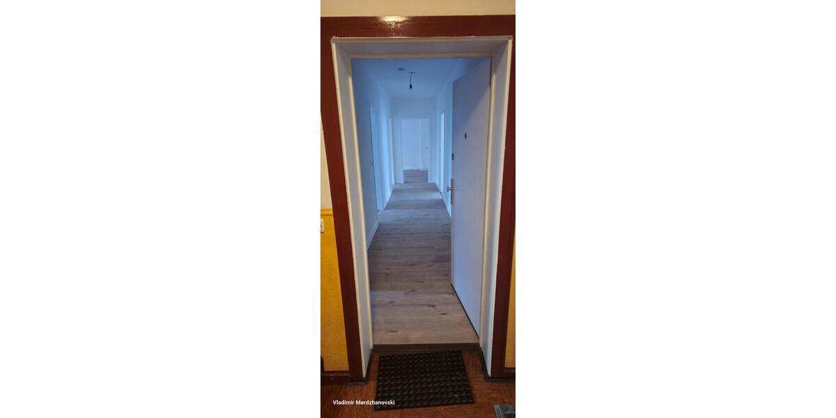 Grosse helle Erdgeschosswohnung in Südviertel 3 zimmer