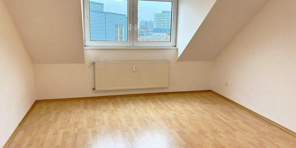 Etagenwohnung Essen Stadtkern - 4 Zimmer, 95 m&sup2;, 890&euro; | Angebot:25773897