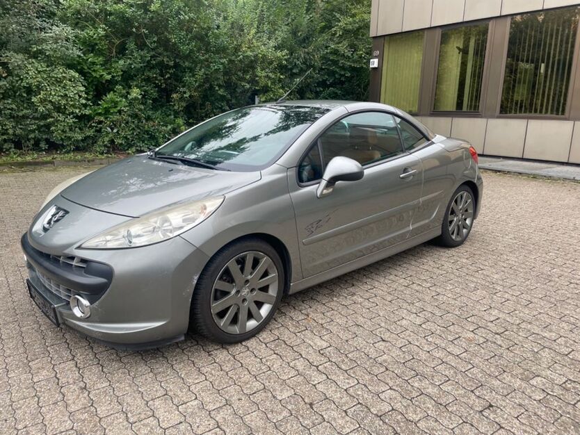 Peugeot 207 148.000 km 3.990 € Duisburg 47058