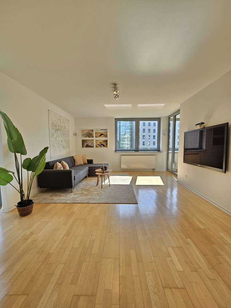 Wohnung zum Kaufen in Düsseldorf 575.000 € 96 m²