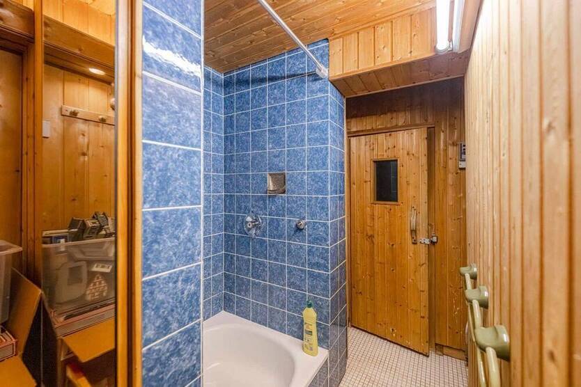 Wohlfühloase mit Sauna, Wintergarten und Kaminofen! Ruhe pur auf allen Etagen