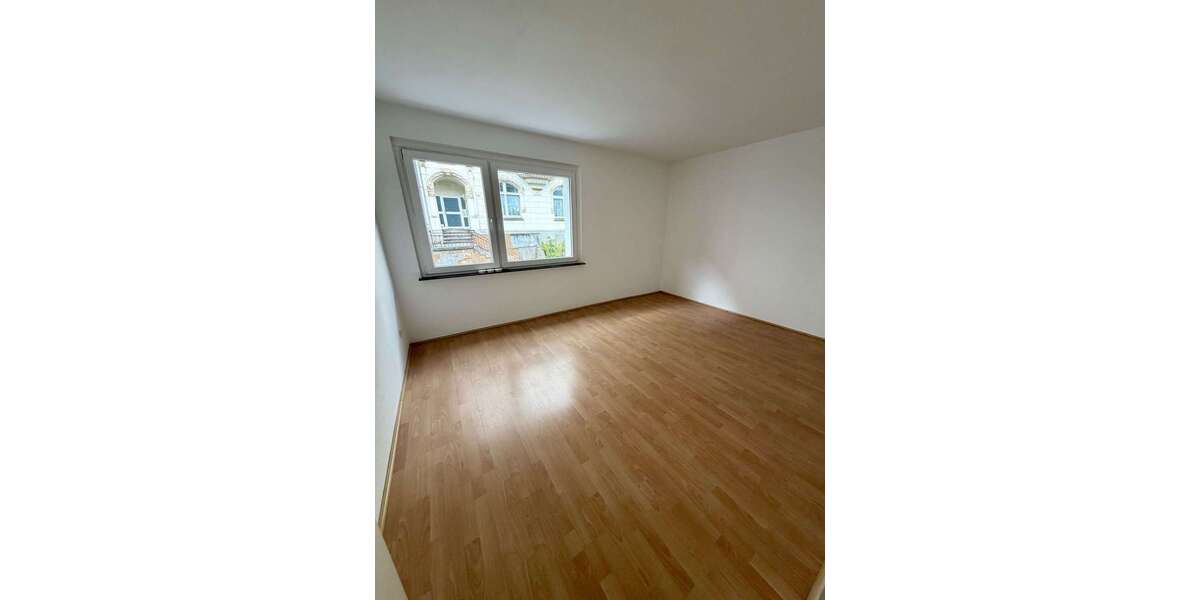 Etagenwohnung Wuppertal Arrenberg - 2 Zimmer, 65 m&sup2;, 550&euro; | Angebot:27503599