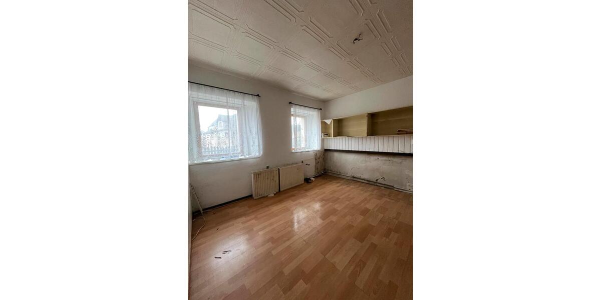 Einfamilienhaus Essen Stadtbezirk VI - 8 Zimmer, 240 m&sup2;, 72.000&euro; | Angebot:25483492