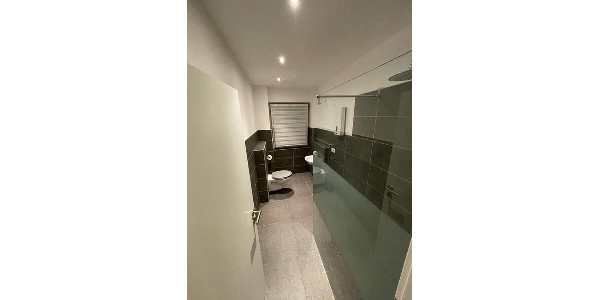 Erdgeschoßwohnung Essen Stadtbezirk V - 3.5 Zimmer, 80 m&sup2;, 1.150&euro; | Angebot:26418885