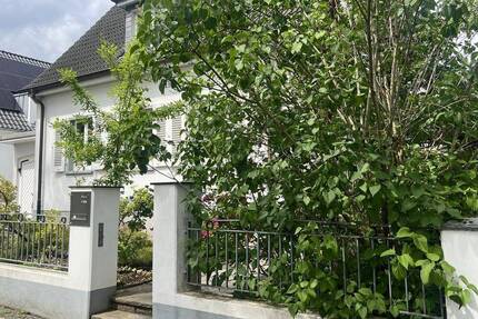 Mein Traum vom Wohnen! Einfam.-Haus mit 4½ Zimmern, Garage & Terrasse in Heidhausen