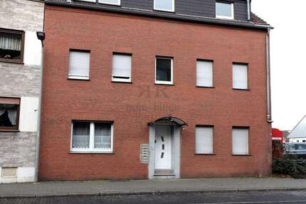 Haus zum Kaufen in Oberhausen 385.000 € 201 m²
