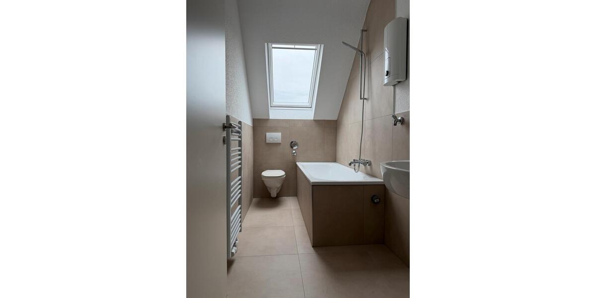 Kernsanierte 2,5 Zimmer Whg in Duisburg Meiderich zu vermieten 2 zimmer