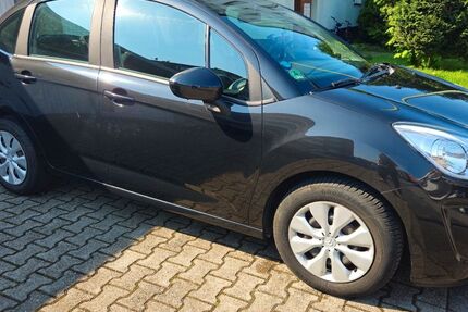 Citroen C3 142.024 km 3.950 &euro; Duisburg 47228