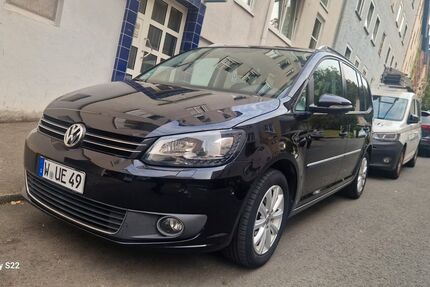 VW Touran 166.670 km 9.500 &euro; Wuppertal 42283