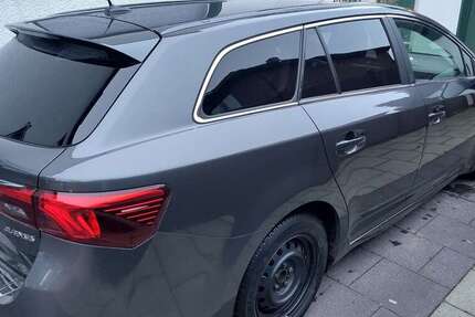 Toyota Avensis 139.977 km 14.970 &euro; Gladbeck 45966