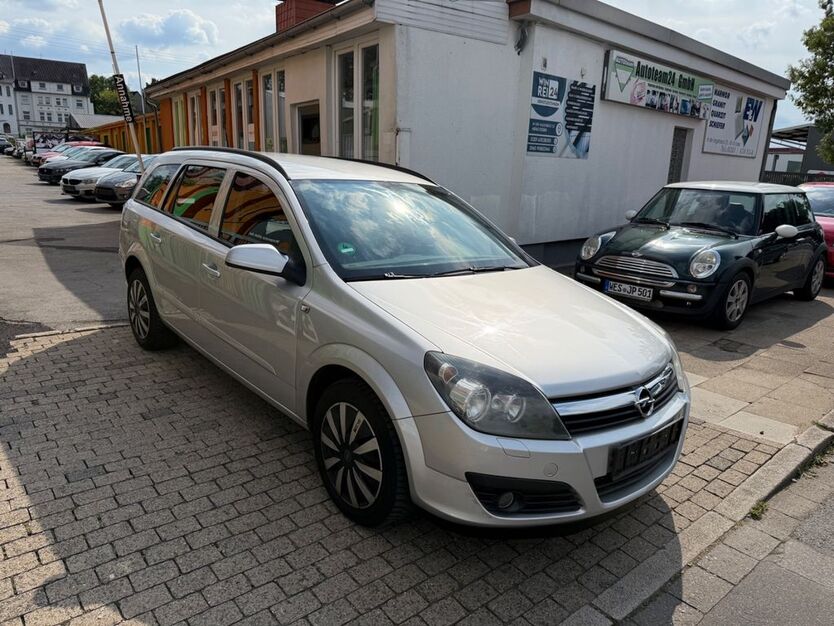 Opel Astra 186.000 km 2.490 € Essen 45143