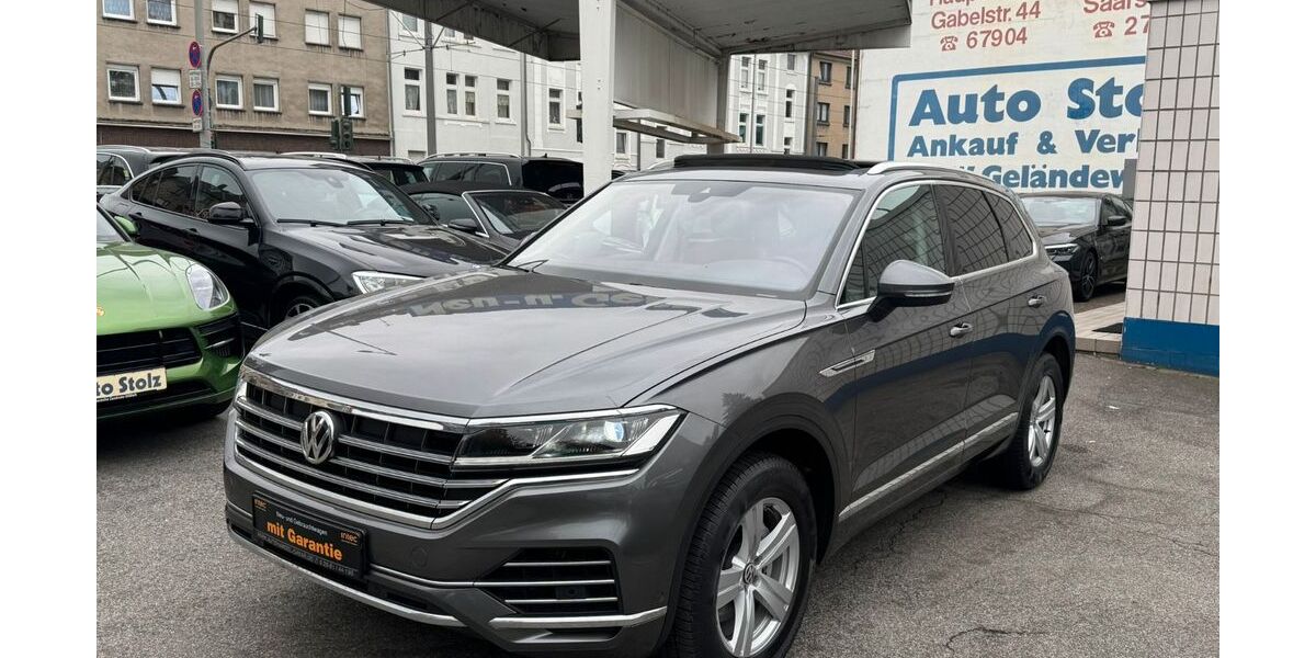 VW Touareg 225.417 km 25.600 € Oberhausen 46045