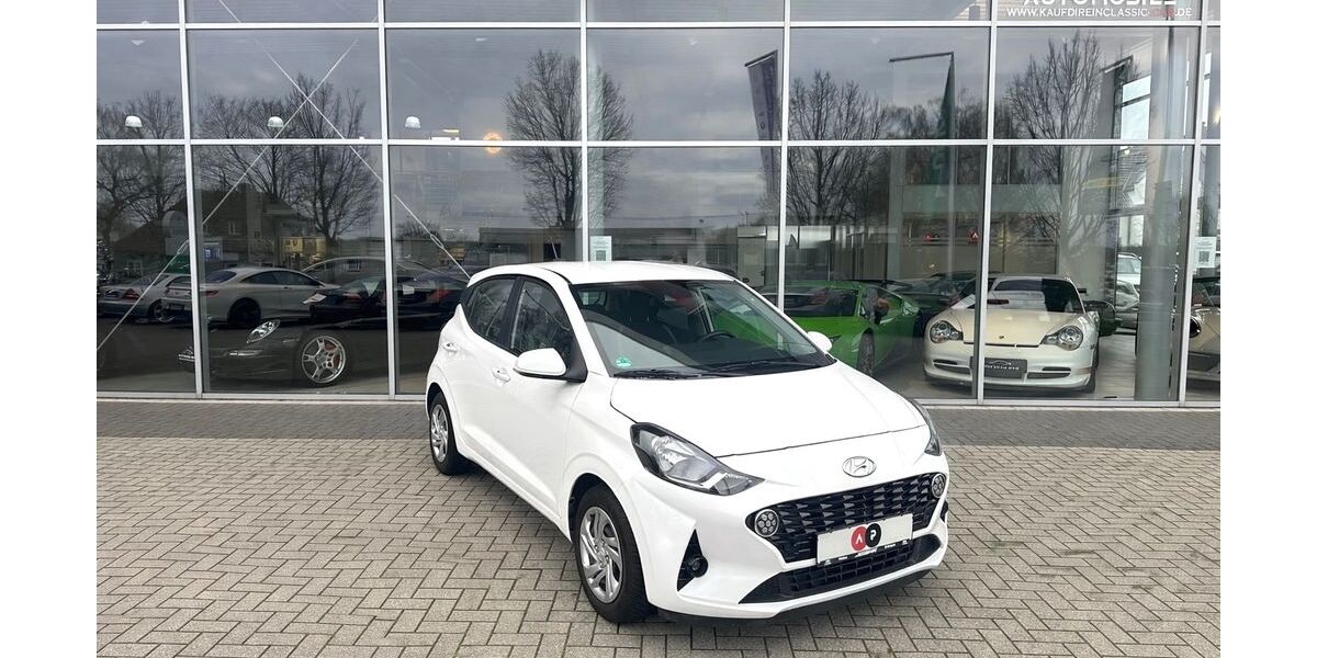 Hyundai i10 4.566 km 12.990 &euro; Haan 42781