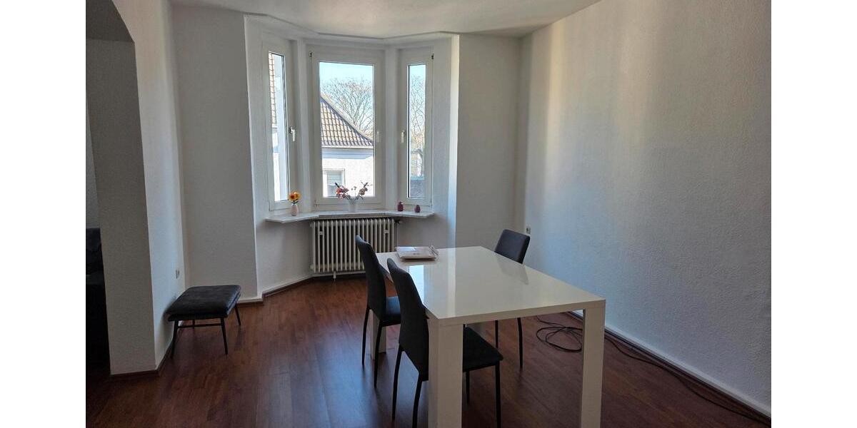 Großzügige Altbauwohnung 3.5 zimmer