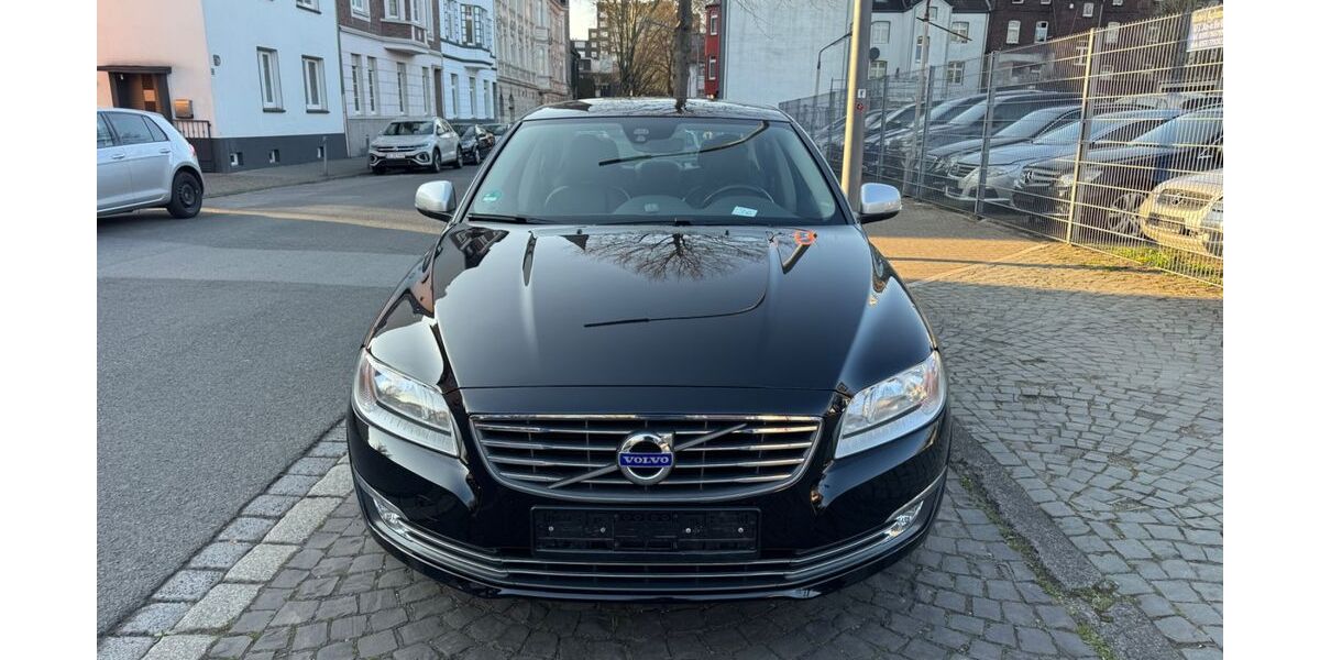 Volvo S80 123.000 km 11.999 &euro; Gelsenkirchen 45879