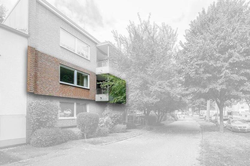 4,5 Zimmer - Balkon - Tiefgarage - freigezogen