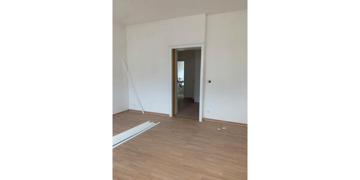 Frisch renovierte 3-Zimmer-Wohnung (100 m²) mit Balkon -Ruhrnähe 3 zimmer