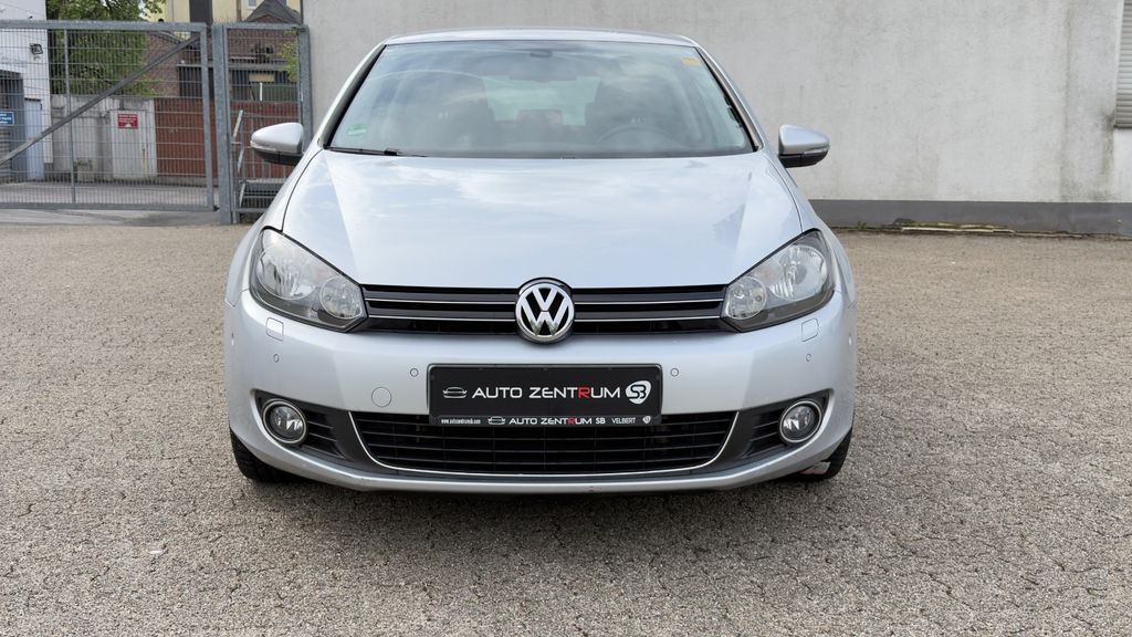 VW Golf 76.898 km 8.990 &euro; Velbert 42553