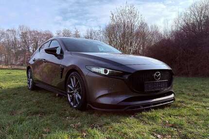 Mazda 3 99.147 km 17.450 &euro; Dorsten 46284