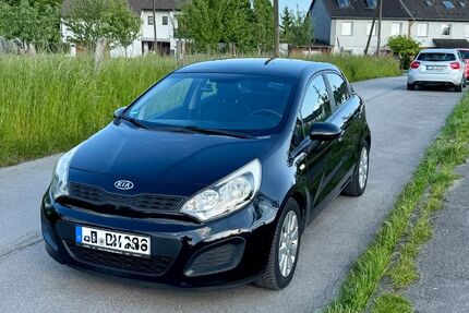 Kia Rio 158.000 km 4.500 &euro; Mülheim an der Ruhr 45472