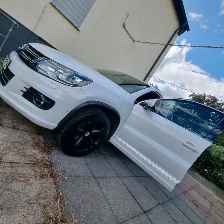 VW Tiguan 270.000 km 9.550 € Duisburg 47178