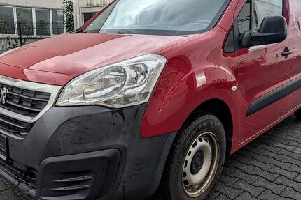 Peugeot Partner 202.000 km 5.790 &euro; Essen 45356