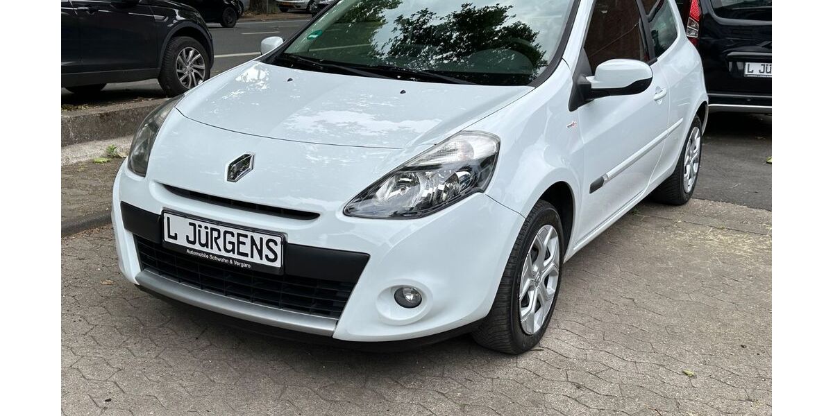 Renault Clio 121.000 km 4.700 &euro; Duisburg 47226