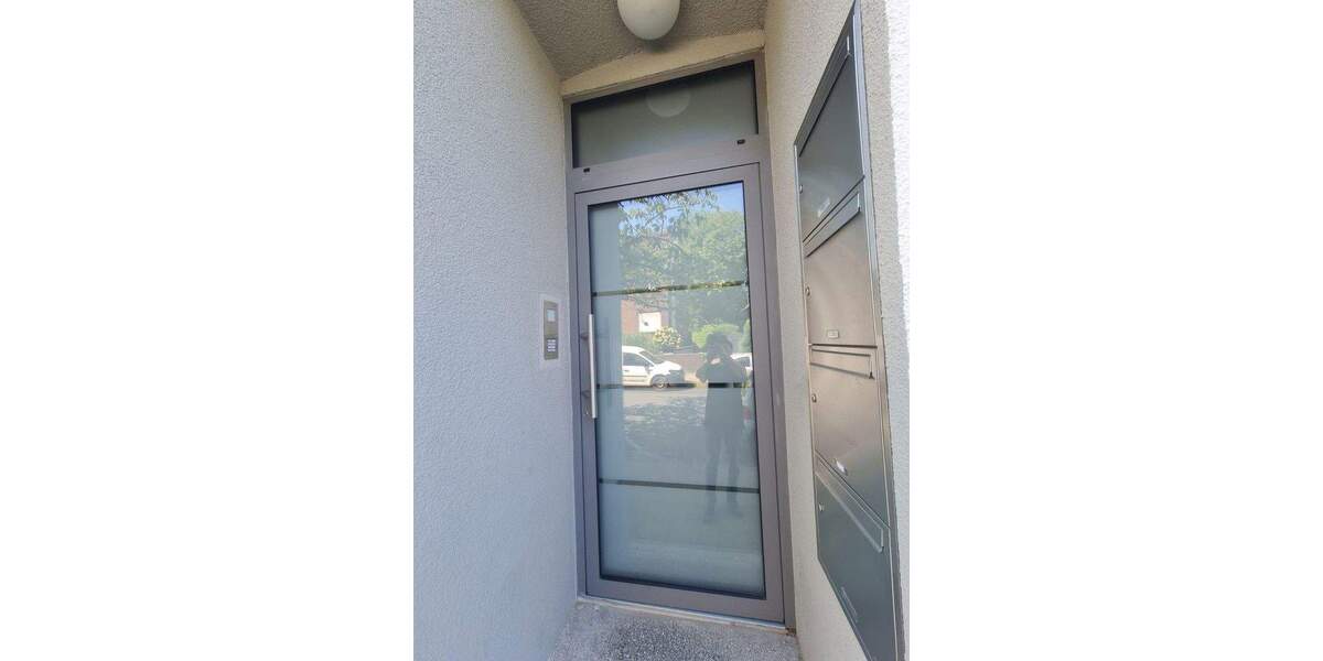 Gepflegtes Mehrfamilienhaus mit gesicherten Mieteinnahmen zimmer