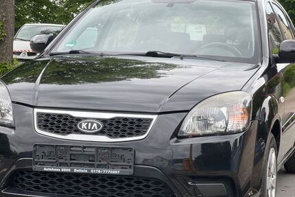 Kia Rio 111.806 km 3.450 € Datteln 45711