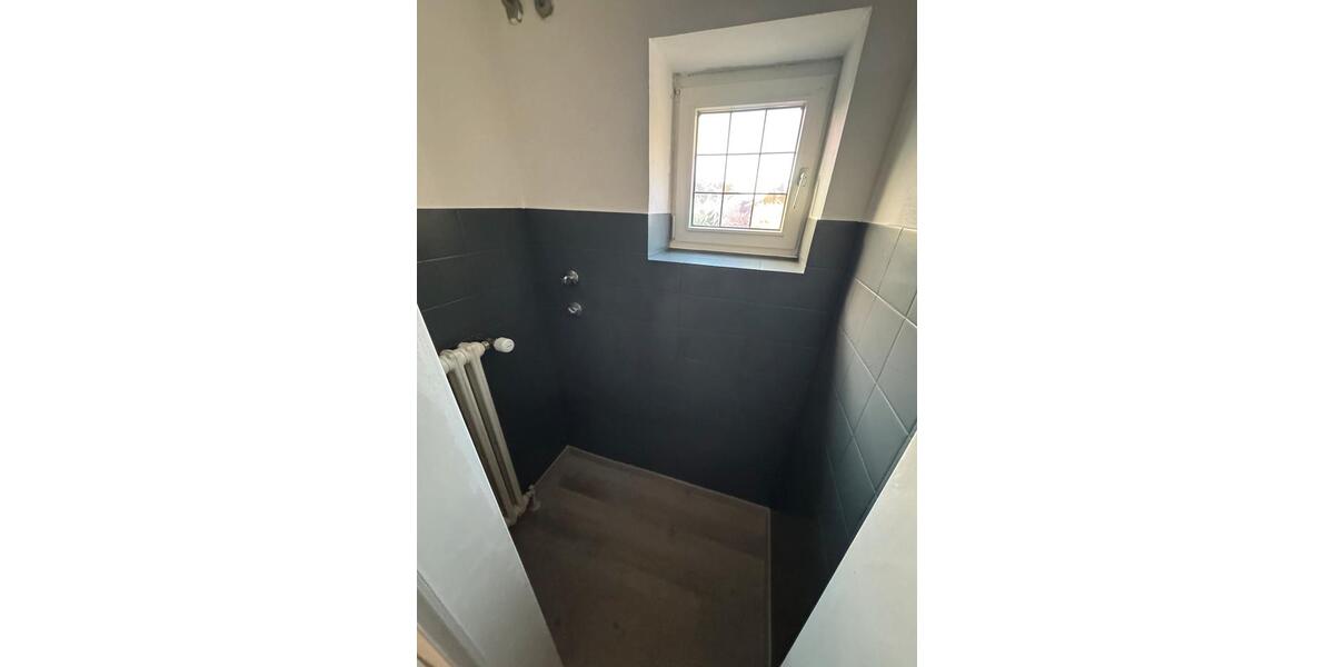 Etagenwohnung Gelsenkirchen Gelsenkirchen-Nord - 1 Zimmer, 100 m&sup2;, 900&euro; | Angebot:25656524